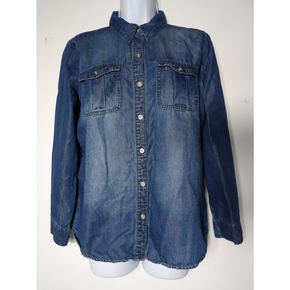 Chicos Sz 1 Medium Chambray Denim Button Up Shirt Blue Trucker Cottage Core READ - Picture 1 of 12